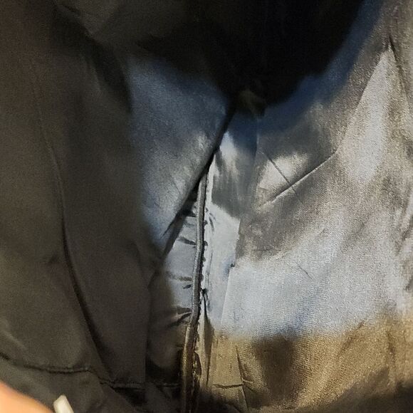 Guess convertible denim backpack. - Picture 4 of 7